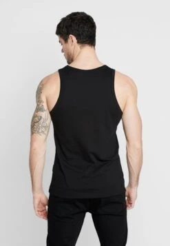 Alpha Industries Top - Black -Alpha Industries 067f54ff73544399ab5c6d1f71f3467f