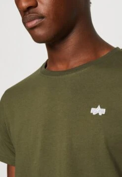 Alpha Industries EMB UNISEX - T-Shirt Print - Dark Green 11 Alpha Industries EMB UNISEX - T-Shirt Print - Dark Green -Alpha Industries 3a287857aa02446687d5da0b1dd64a7b