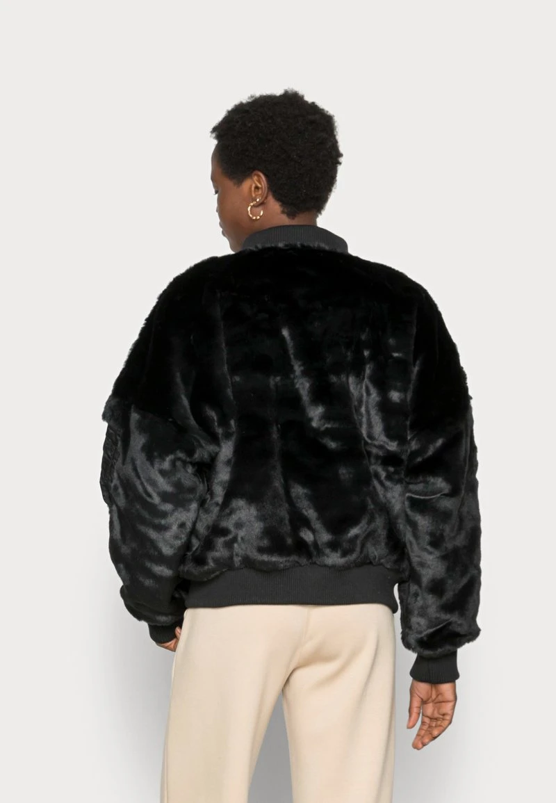 Alpha Industries Bomberjacke - Black 3 Alpha Industries Bomberjacke - Black – Bild 3