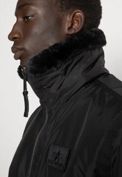 Alpha Industries Winterjacke - Black -Alpha Industries 4244ef533b85416eaddcd39402dd2c36