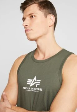 Alpha Industries Top - Dark Olive 9 Alpha Industries Top - Dark Olive -Alpha Industries 42ee94dc813e47e58f8c1a9807bed9de