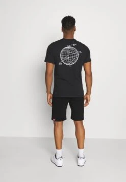 Alpha Industries BASIC SMALL LOGO - Shorts - Black -Alpha Industries 515ca36235d941cfb79a66966009f85b