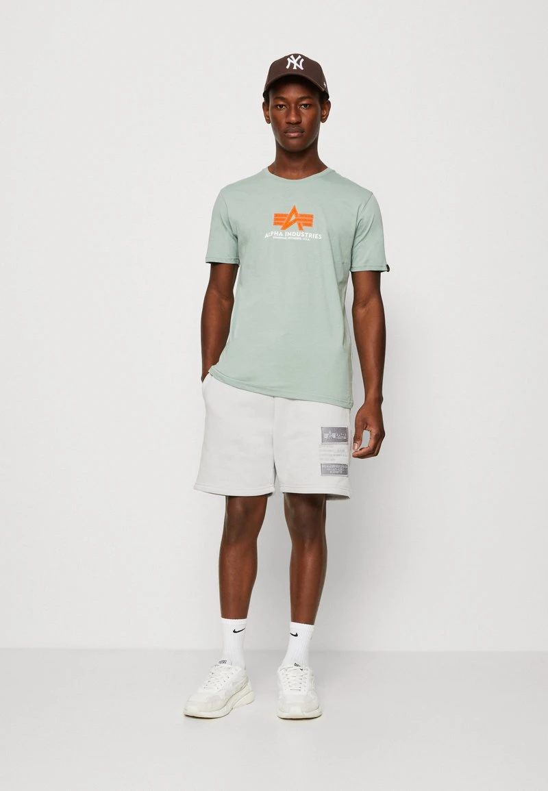 Alpha Industries T-Shirt Print - Dusty Green 2 Alpha Industries T-Shirt Print - Dusty Green – Bild 2