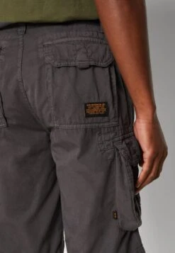 Alpha Industries JET - Shorts - Vintage Grey -Alpha Industries 71f3dffae3d04ba982a616b0aca78605