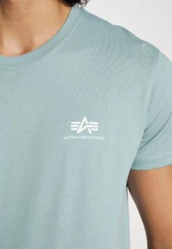 Alpha Industries BASIC SMALL LOGO - T-Shirt Basic - Grey Blue -Alpha Industries 79e099c8ca7946f299cbe4ec752df9bb