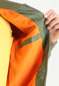 Alpha Industries MA-1 - Bomberjacke - Sage-green -Alpha Industries 8601d12637f34f64b21120b3ee6ac431