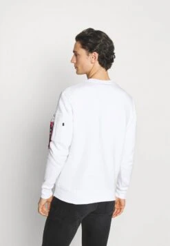 Alpha Industries HOT WHEELS FLAG - Sweatshirt - White 8 Alpha Industries HOT WHEELS FLAG - Sweatshirt - White -Alpha Industries 88c399331c114b91ad413446db6592c5