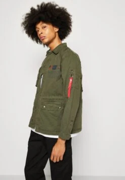 Alpha Industries FIELD JACKET - Leichte Jacke - Khaki -Alpha Industries 8a1a669e86c8478a8cf1d9cb058d2bef