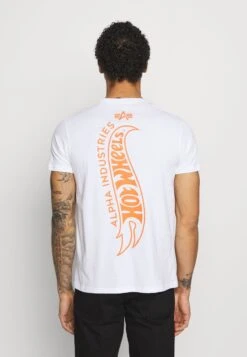 Alpha Industries HOT WHEELS BACK PRINT - T-Shirt Print - White -Alpha Industries 8fb73a68abcb40ae8d3052ea2d58633c