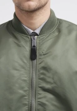 Alpha Industries PLUS MA - Bomberjacke - Sage Green -Alpha Industries b147c2636f5e48a6b45bcde8f8bf3281