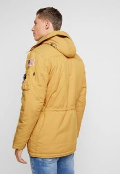Alpha Industries Parka - Wheat -Alpha Industries e0229cf28f11485fbd2136bfb779f558