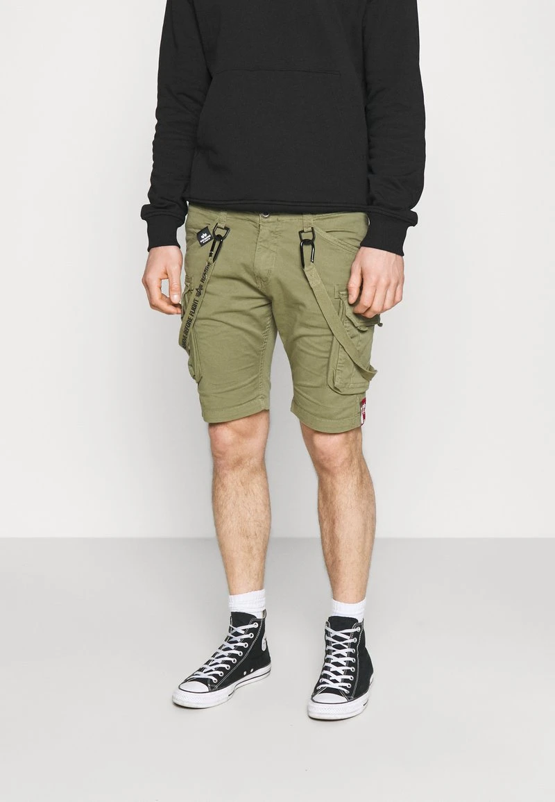 Alpha Industries UTILITY - Shorts - Olive 1 Alpha Industries UTILITY - Shorts - Olive