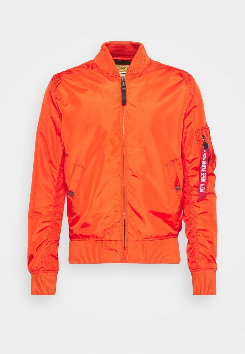 Alpha Industries MA-1 - Bomberjacke - Atomic Red 4 Alpha Industries MA-1 - Bomberjacke - Atomic Red – Bild 4